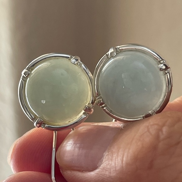 Natural jadeite jade solid sterling silver omega back earrings - Picture 8 of 12